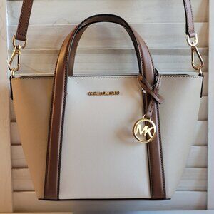 $119 NWT MICHAEL MICHAEL KORS Color-Block Tote Bag